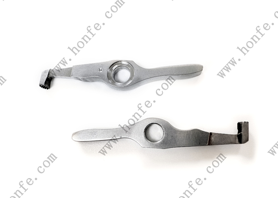 Gripper Bawah Dengan Counterbore 911319363 D1 1.5*3 Diamond Knurled Suku Cadang Alat Tenun Sulzer